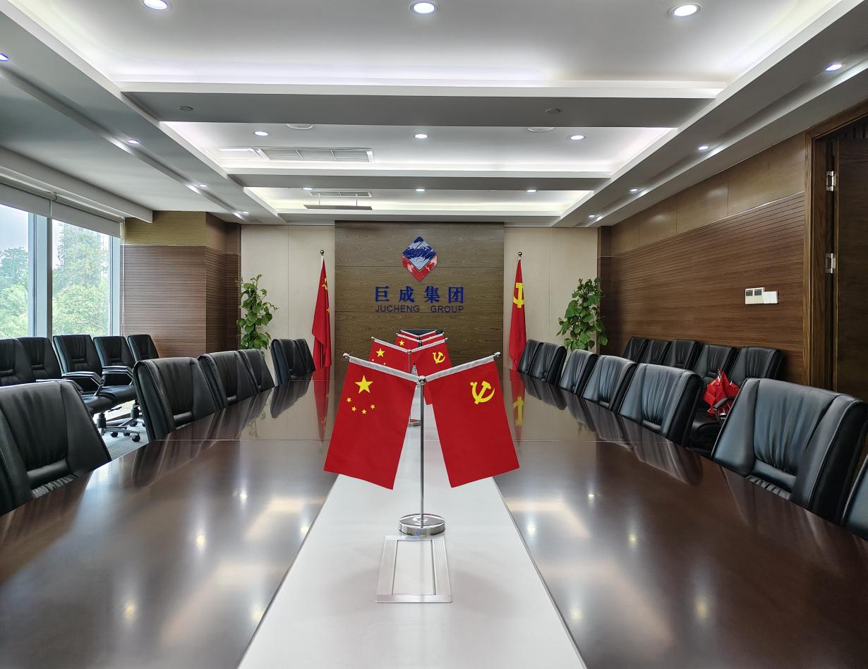 一抹“中国红”映初心！ 重庆巨成集团全员挂国旗，共迎祖国76华诞